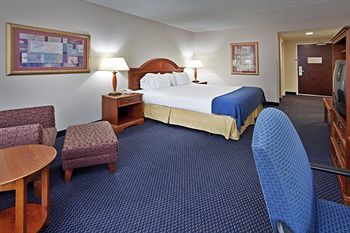 Holiday Inn Express Hotel & Suites High Point South
