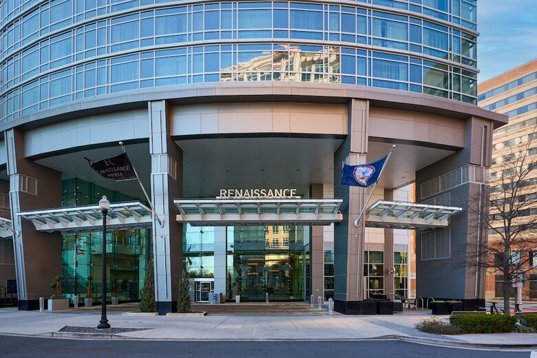 Renaissance Arlington Capital View Hotel April2011