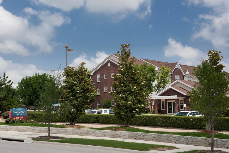 Hotel Towneplace Suites Arlington Near Six Flags