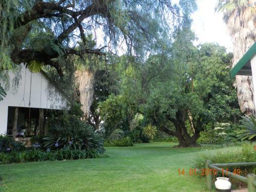 Bed & Breakfast President Paul Kruger Guest Lodge