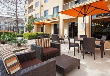 Hotel Courtyard Austin South