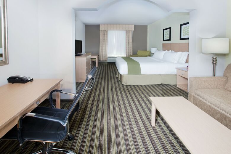 Hotel Comfort Inn & Suites Alvarado