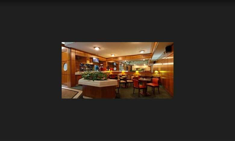 Hotel Balmoral Plaza