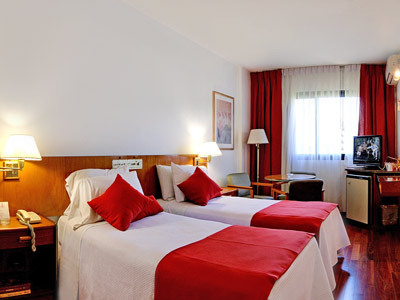 Hotel Balmoral Plaza