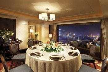 Hotel Broadway Mansions