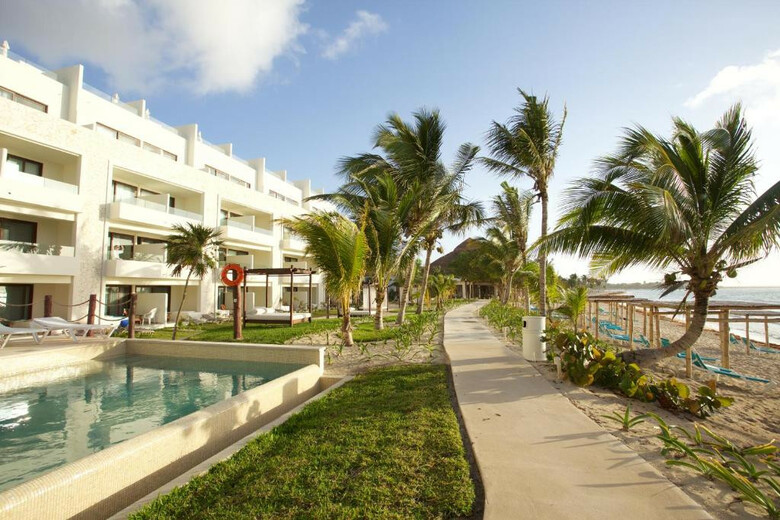 Hotel Akumal Bay Beach & Wellness Resort