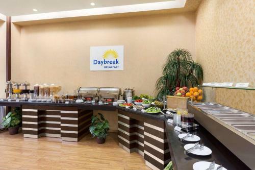 Days Hotel Baku