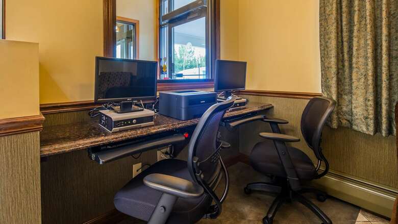 Hotel Best Western Plus New Englander Motor Inn