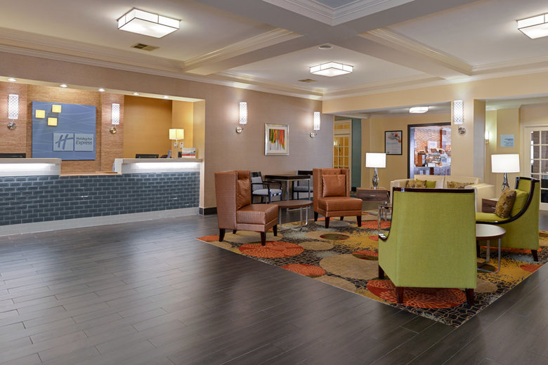 Holiday Inn Express Hotel & Suites Bessemer