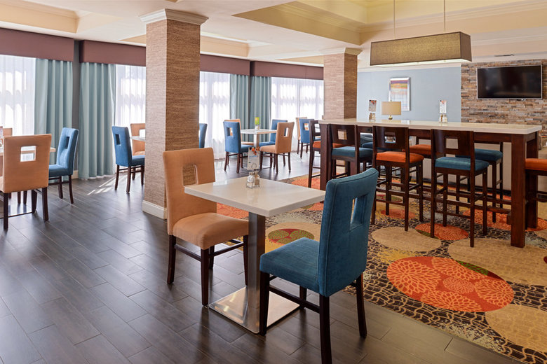 Holiday Inn Express Hotel & Suites Bessemer