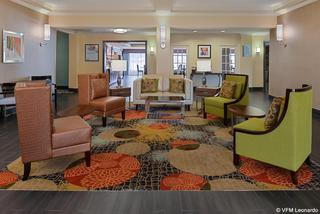 Holiday Inn Express Hotel & Suites Bessemer