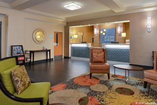 Holiday Inn Express Hotel & Suites Bessemer