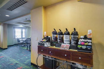 Hotel Fairfield Inn & Suites Boston North