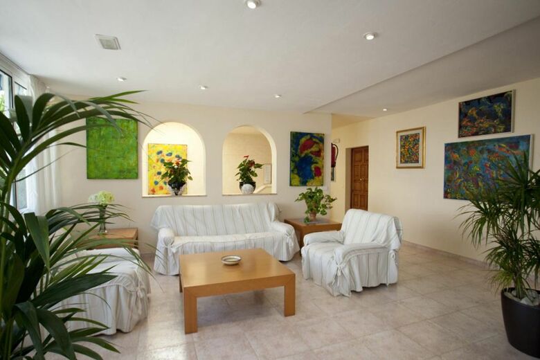 Apartamentos Pinos Altos