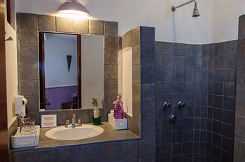 Hotel Quinto Sol