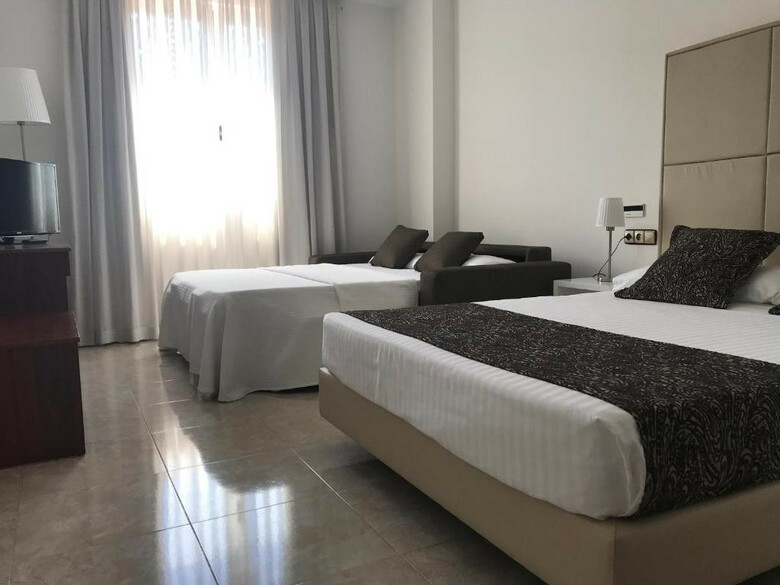 Hotel Checkin Valencia Ciscar