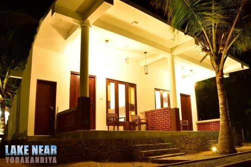 Hostal Lake Near