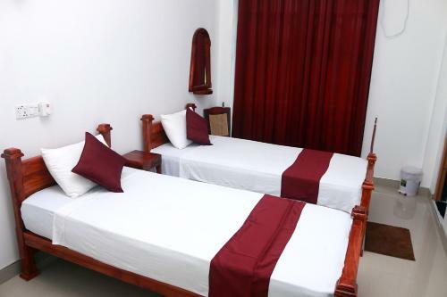 Sarath Home Stay And Safari