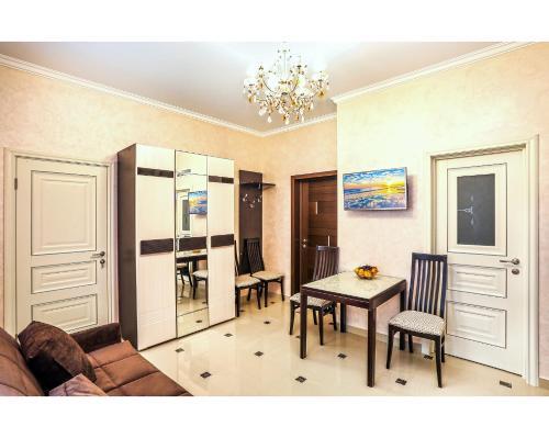 Apart-hotel Lenina 57