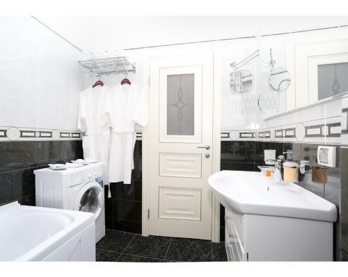 Apart-hotel Lenina 57