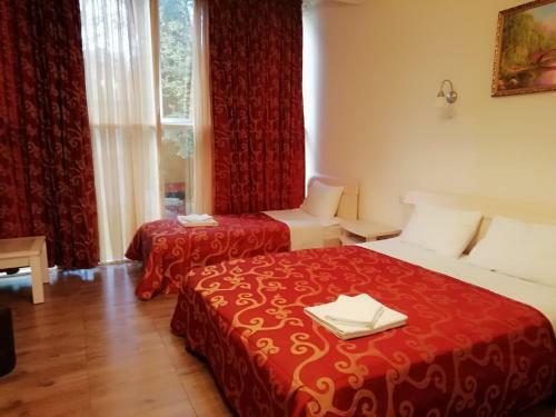 Hostal Guesthouse Aragats