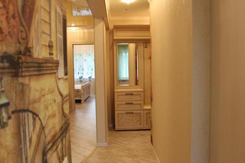 Apartment On Molokova 22