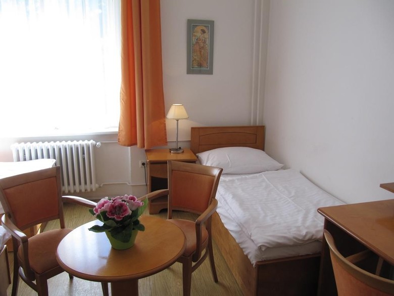 Hotel Penzion Domov Mladeze Jana
