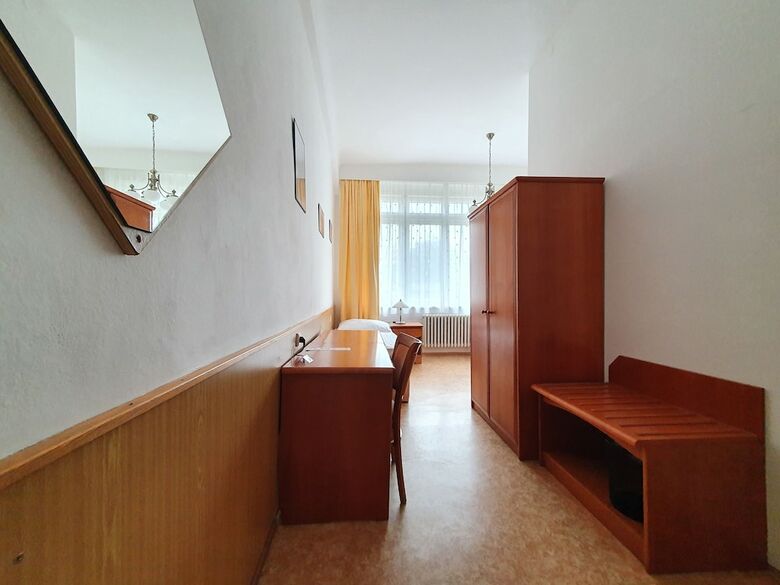 Hotel Penzion Domov Mladeze Jana
