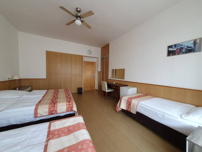 Hotel Penzion Domov Mladeze Jana