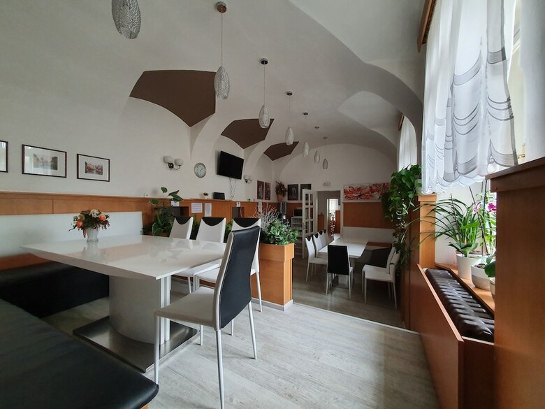 Hotel Penzion Domov Mladeze Jana