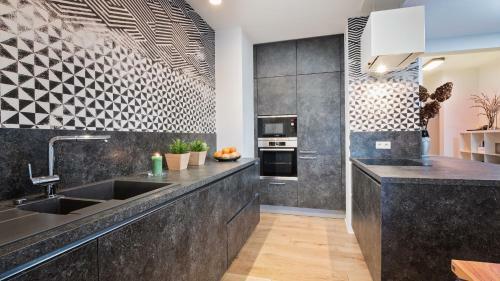 Apartamenty Homely Place 9 - Parking.