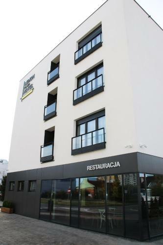 Lemon Plaza Hotel