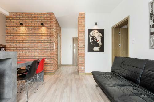 Modern Apartment In Pozna? D?browskiego