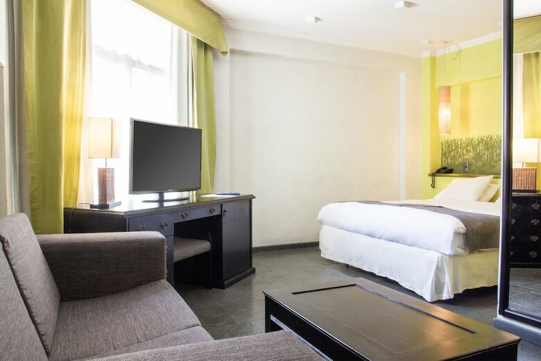 Hotel Blue Tree Fundador