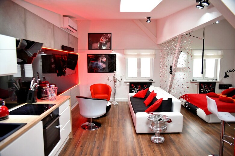 In The Attic Apartments