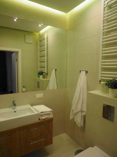 Magazynowa Airport Apartments