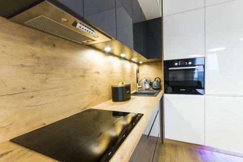 Nowy Apartament Atal Tower - Gara? - Taras Widokowy - Centrum