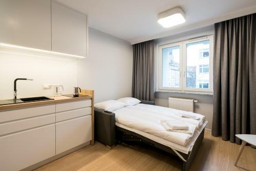 Q17 Apartments