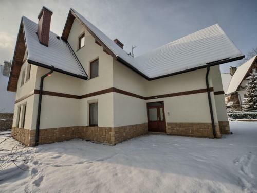 White Apartment Visitzakopane