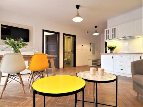 Vip Apartamenty Folk Residence