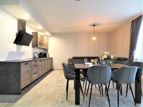 Vip Apartamenty Folk Residence
