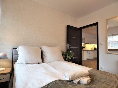 Vip Apartamenty Folk Residence