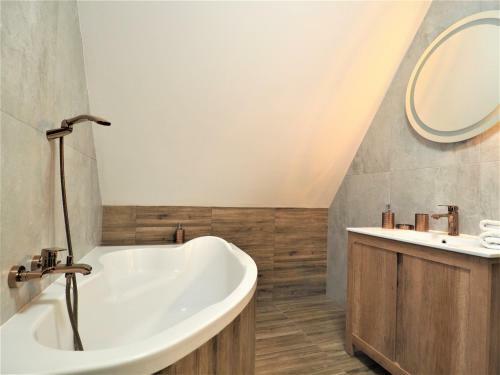 Vip Apartamenty Folk Residence