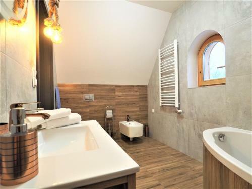 Vip Apartamenty Folk Residence