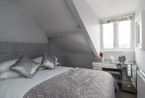 Seafront Attic Apartment