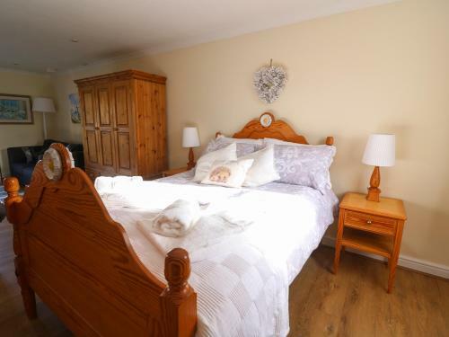 Little Golden Grove, Aberystwyth