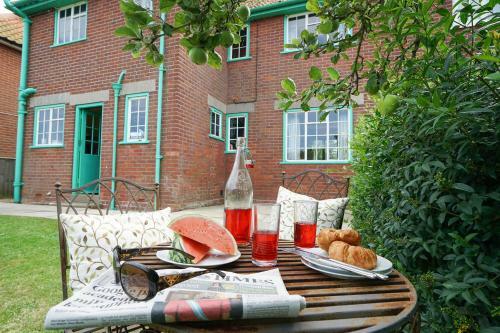The Vintage House