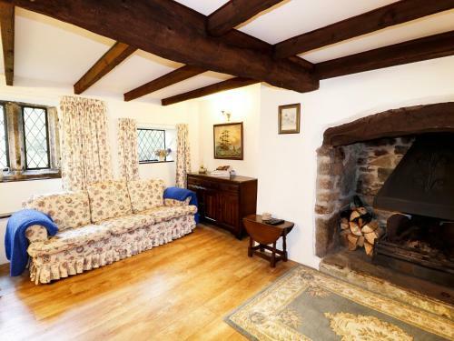 Laburnham Cottage, Launceston