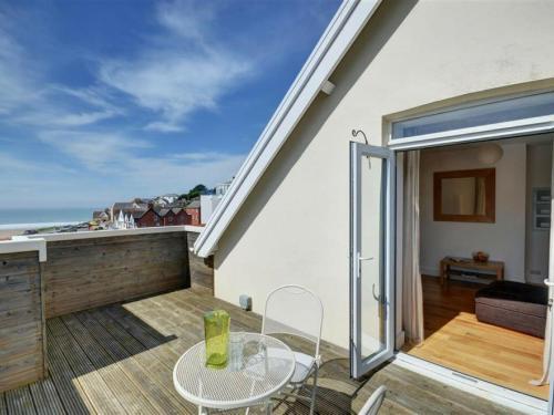 Spacious Holiday Home In Woolacombe Near Sea