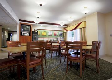 Hotel Clarion Inn Bowling Green